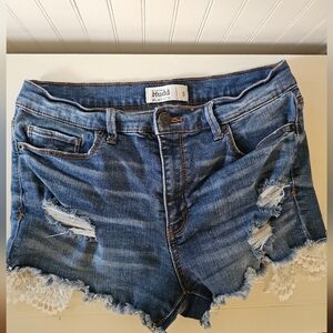 🔸️5 FOR $25 Mudd Distressed Denim Shorts with Lace Trim
